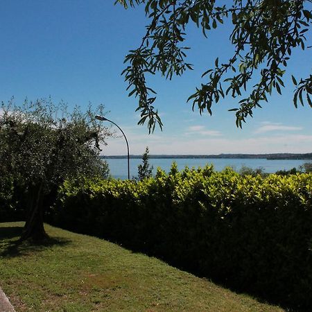 Dal Generale Hotell Moniga del Garda Exteriör bild